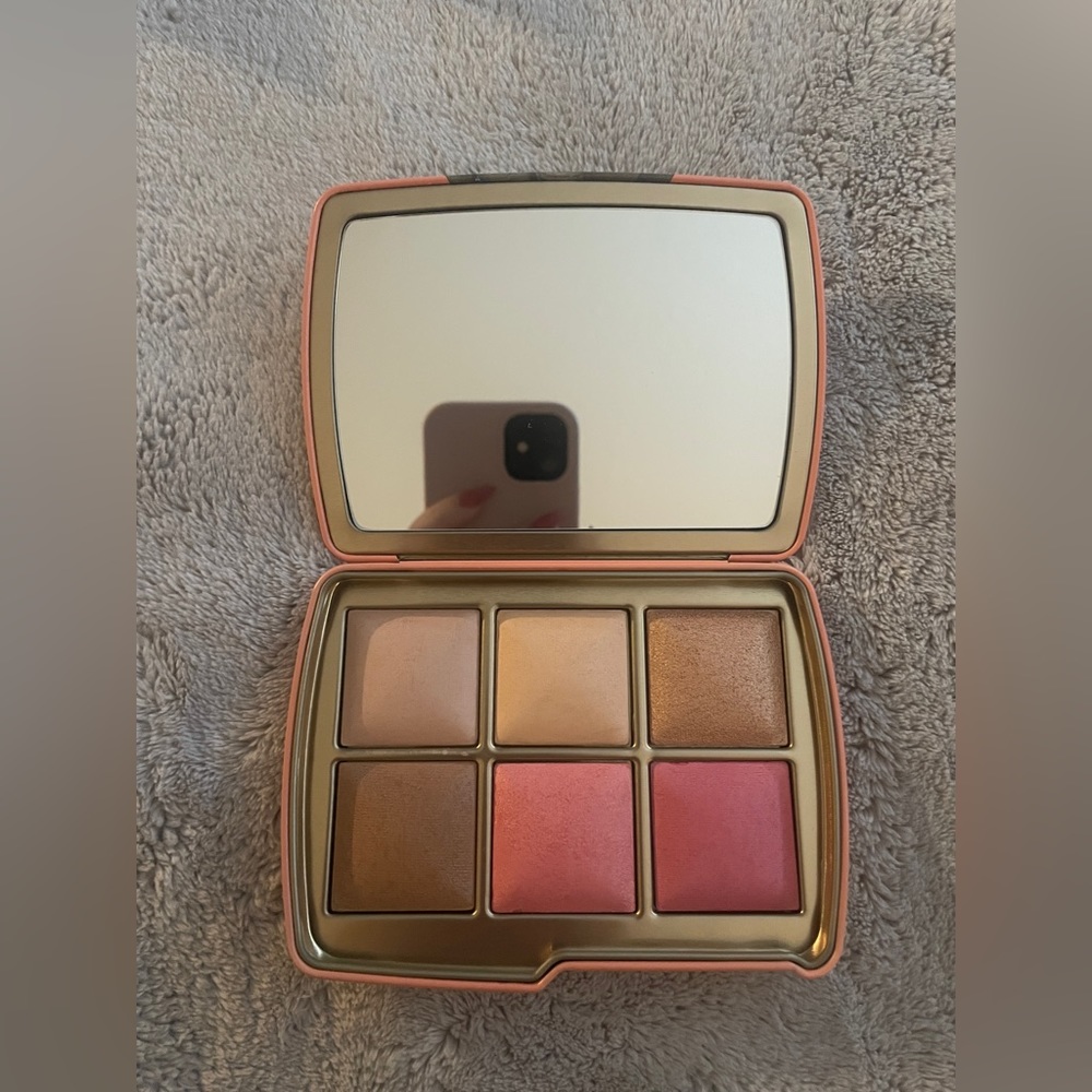 Hourglass Ambient Lighting Edit Unlocked - Elephant